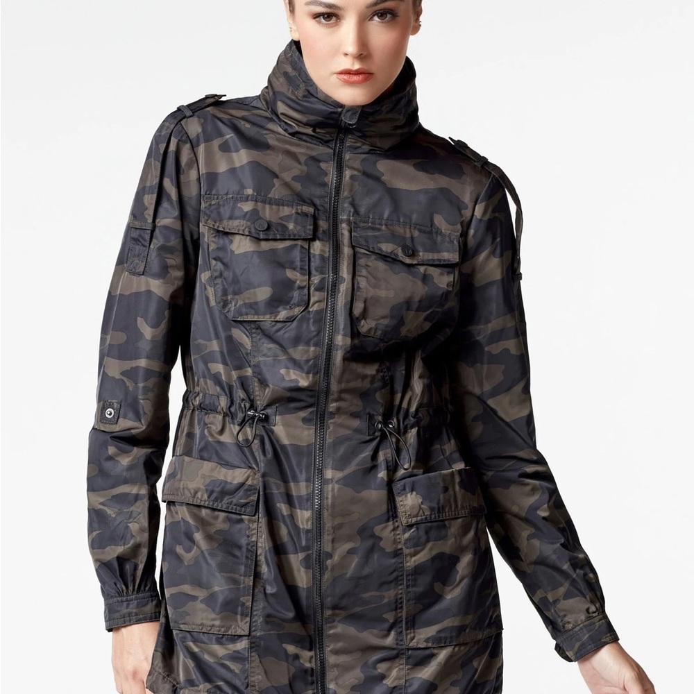 Blanc Noir Mastermind Camo Anorak Jacket in Camo, size M